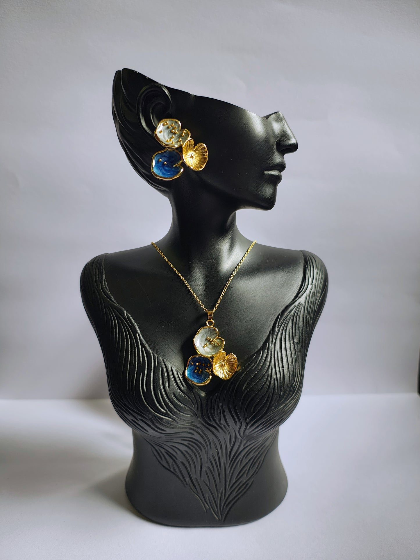 Aqua Blossom Necklace