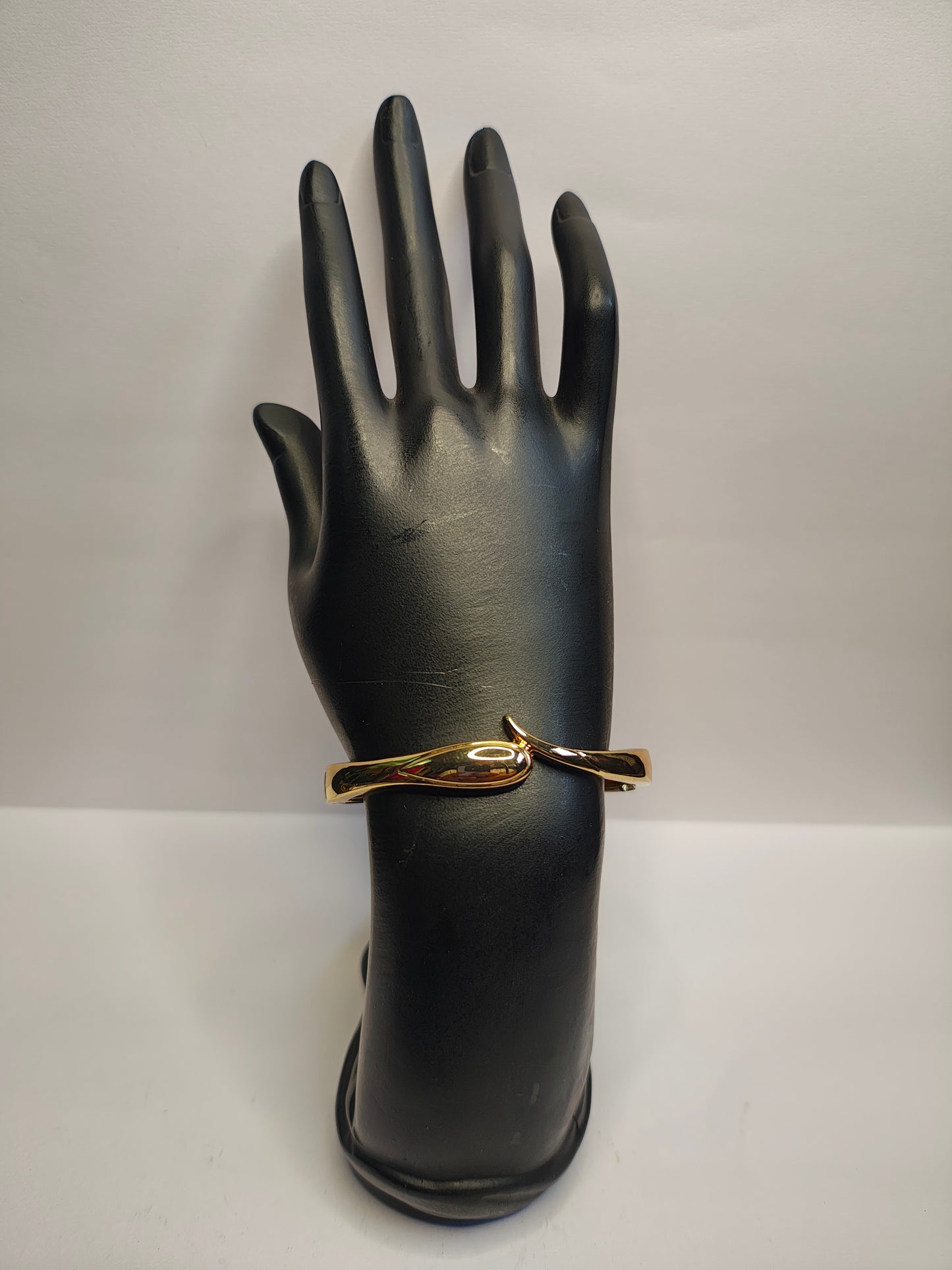 kada bracelet