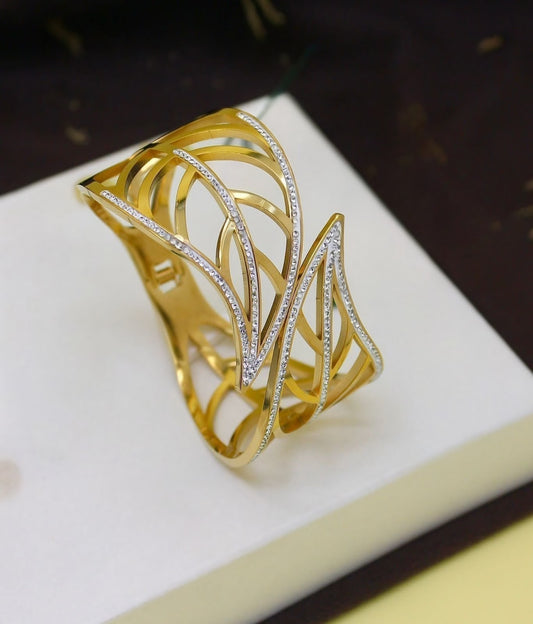 Luxe Lines kada
