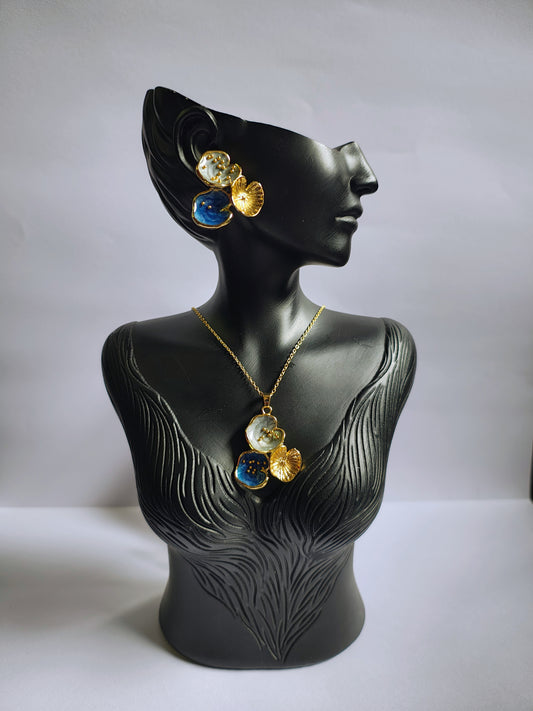 Aqua Blossom Necklace