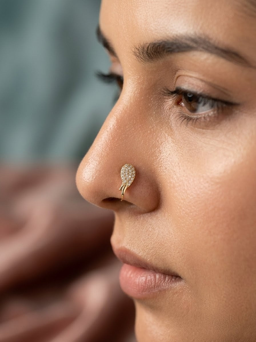 Whisper Leaf Nose Pin